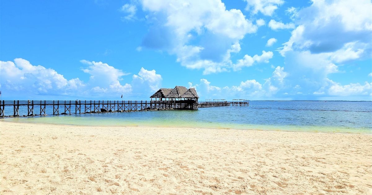 Sri Lanka beach holiday relaxation